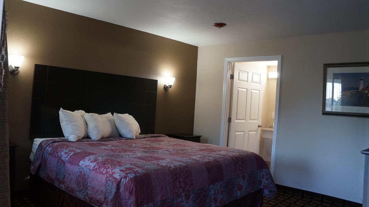 Best Stay Inn Plainville Екстериор снимка