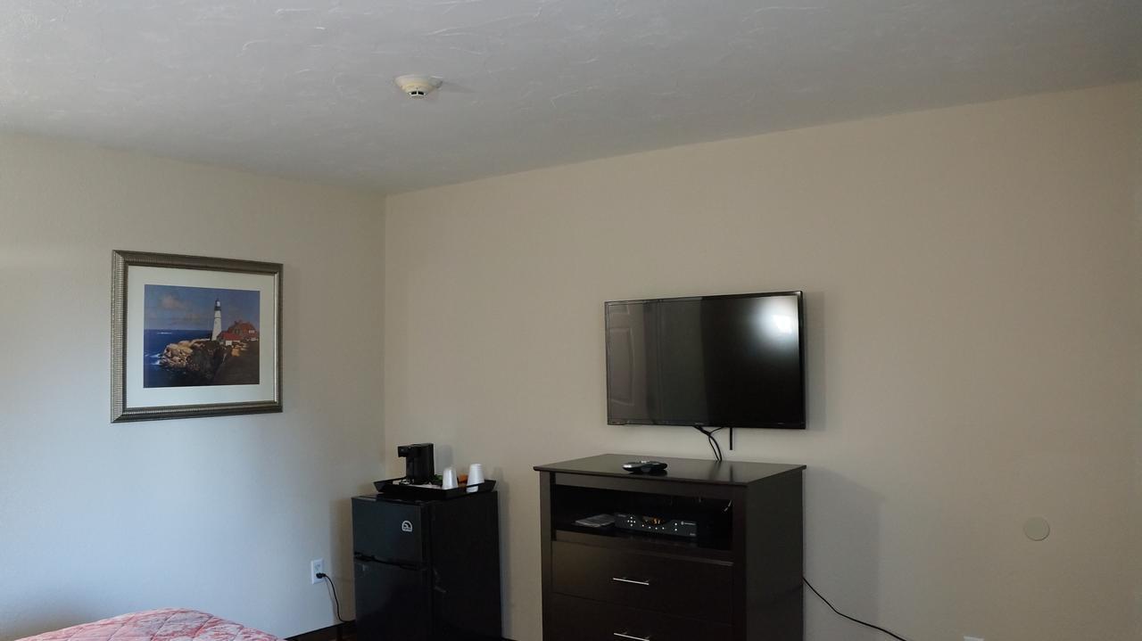 Best Stay Inn Plainville Екстериор снимка