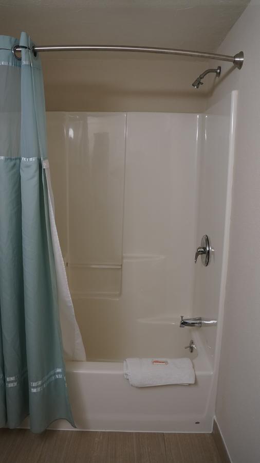 Best Stay Inn Plainville Екстериор снимка
